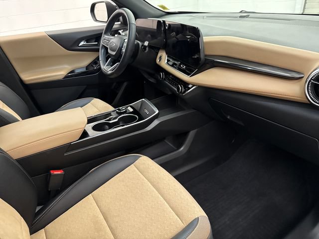Certified 2025 Chevrolet Equinox ACTIV AWD/4WD image 29