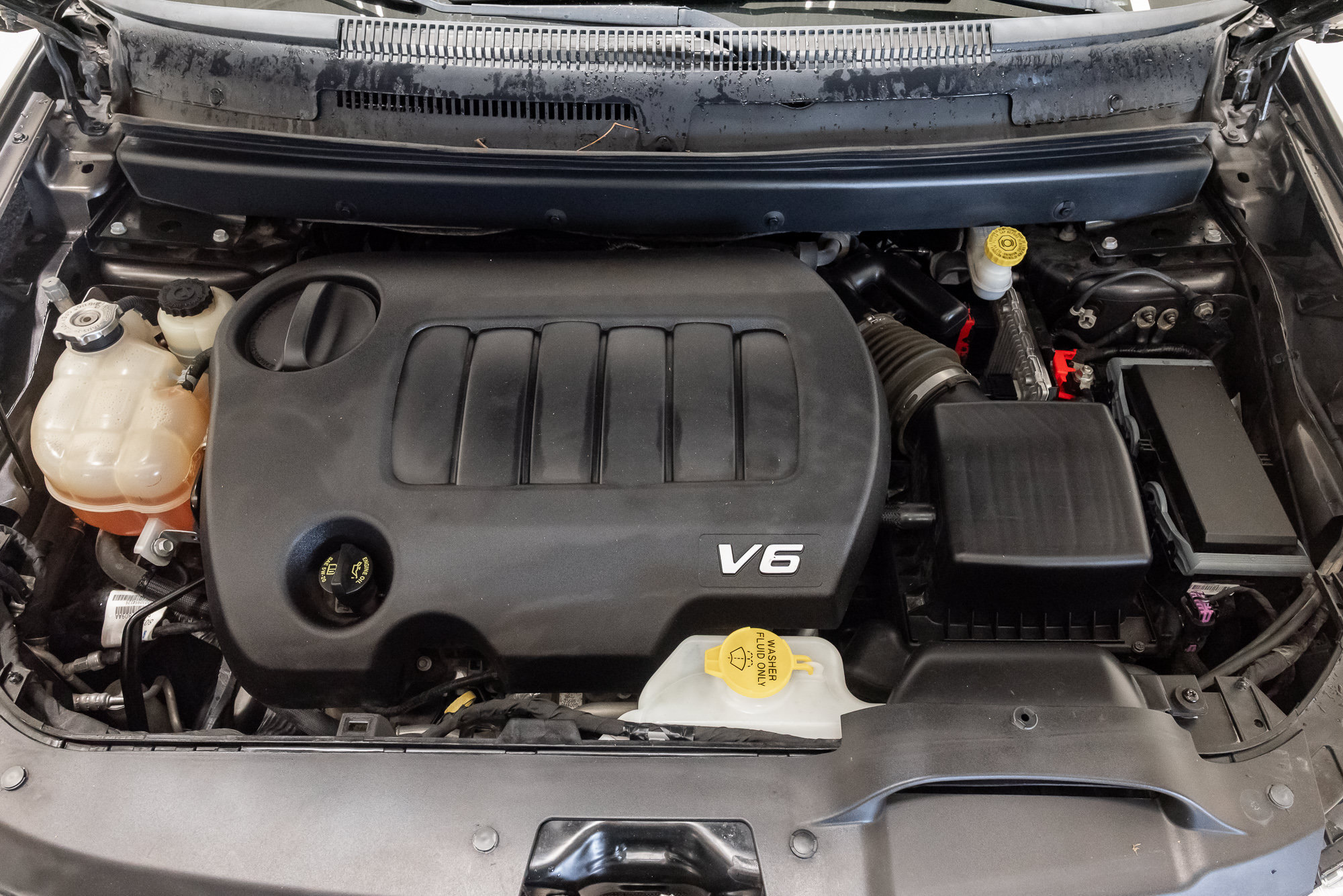 Used 2019 Dodge Journey Crossroad w/ Nav & Sun Group FWD image 3