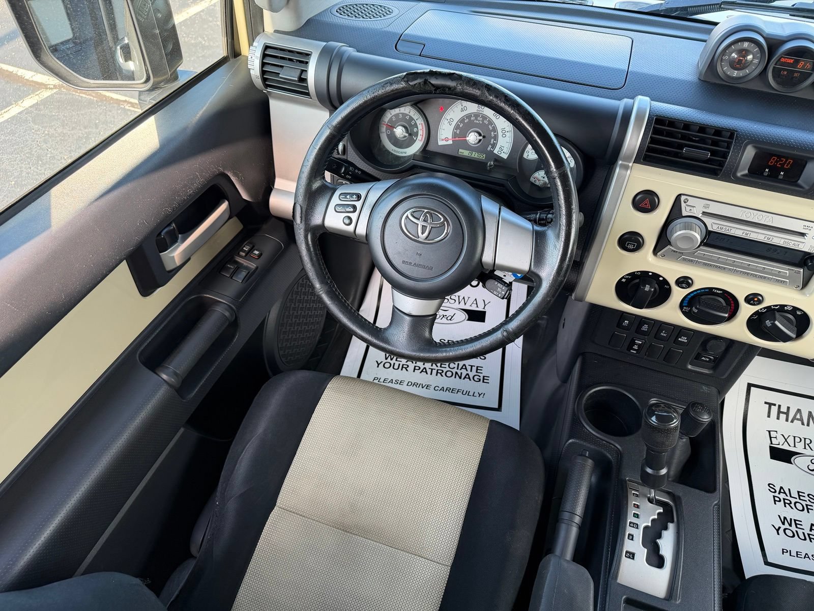 Used 2010 Toyota FJ Cruiser 4WD image 15