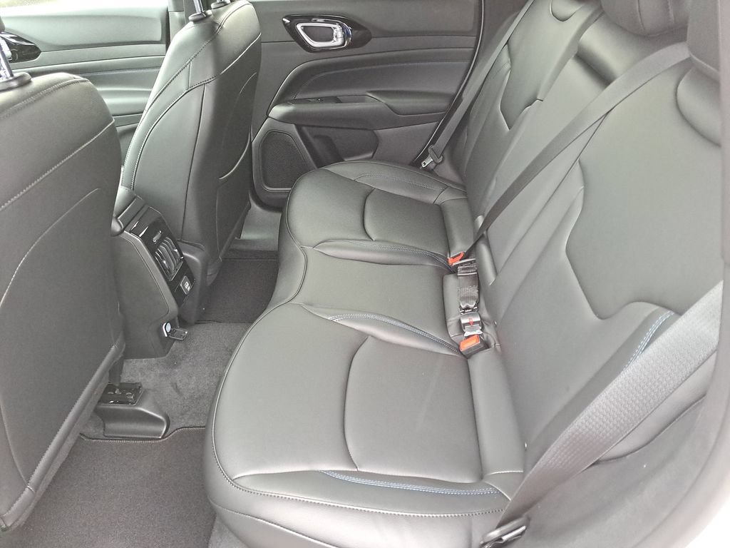 New 2026 Jeep Compass Limited AWD/4WD image 9