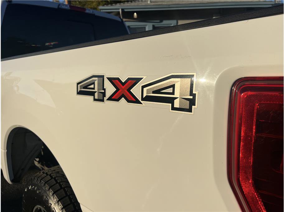 Used 2019 Ford F250 Lariat w/ Lariat Value Package image 9