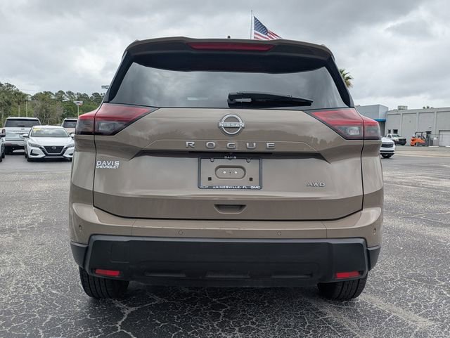 Used 2025 Nissan Rogue SV image 7