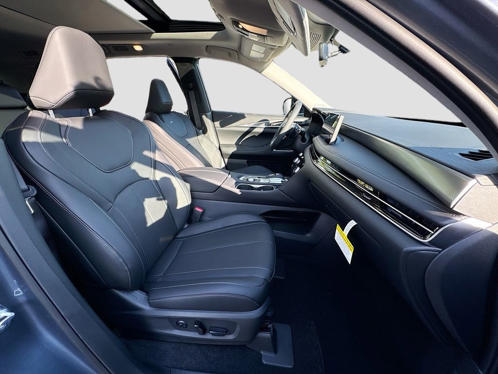 Certified 2026 INFINITI QX60 Luxe w/ Cargo Package image 32