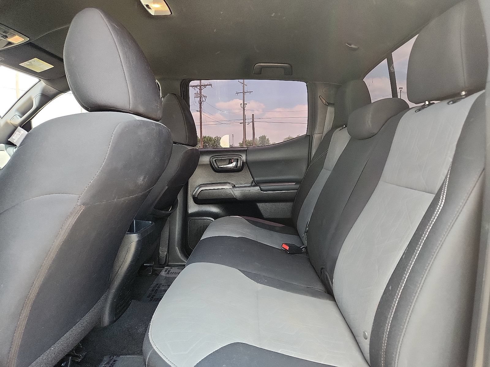 Used 2020 Toyota Tacoma TRD Off-Road w/ Technology Package AWD/4WD image 8
