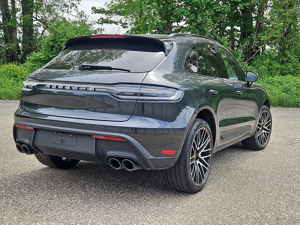 Certified 2026 Porsche Macan AWD/4WD image 7