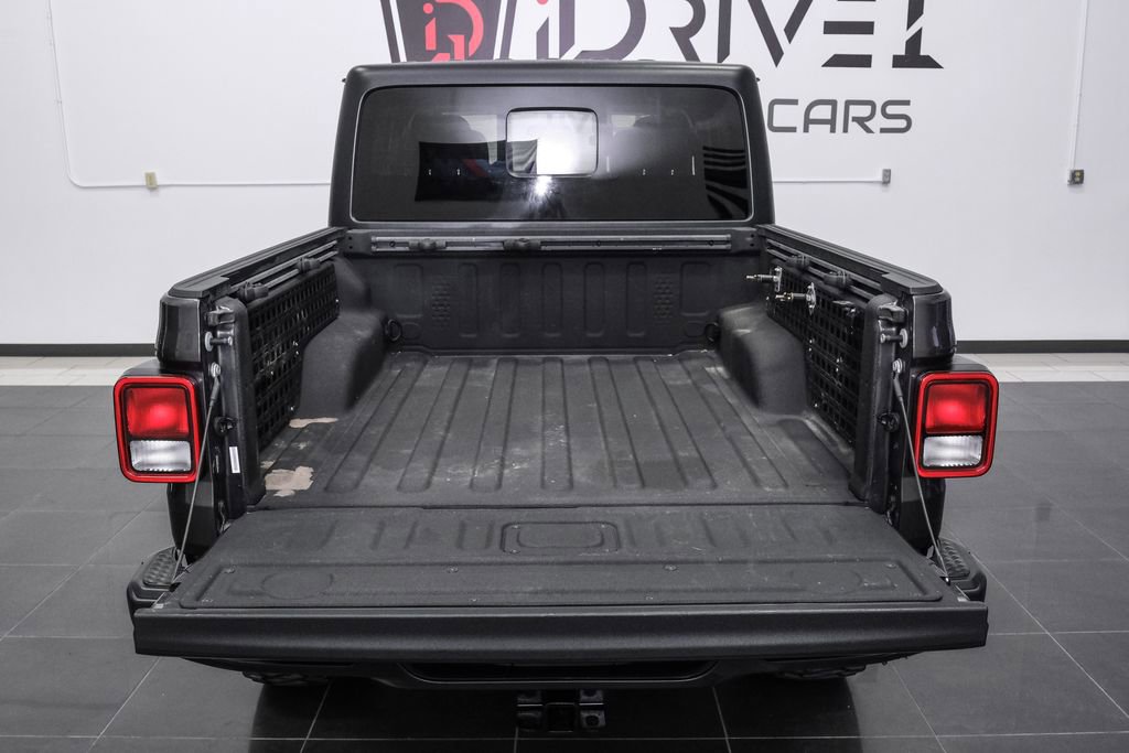Used 2023 Jeep Gladiator Willys image 58