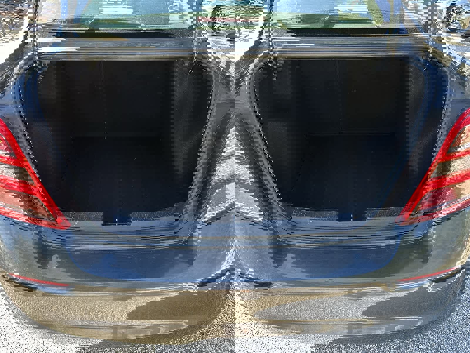 Used 2017 Chevrolet Sonic LT image 13