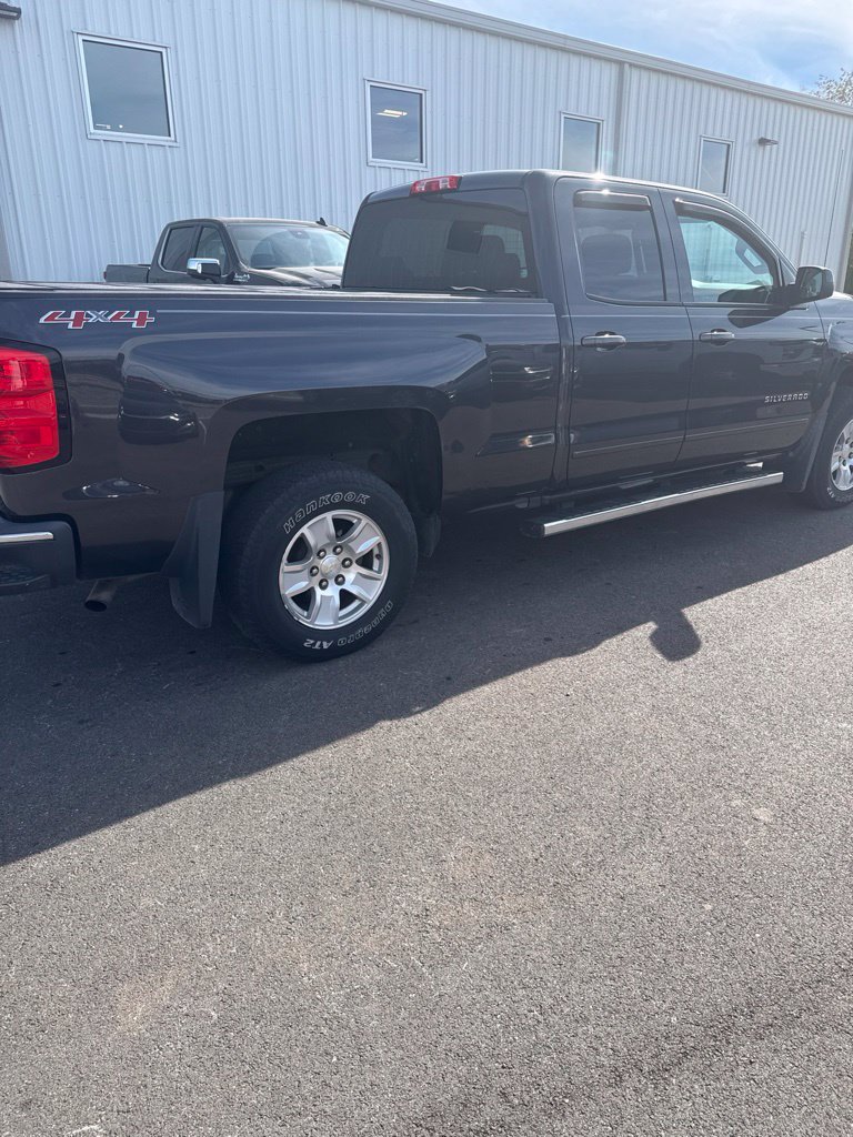 Used 2016 Chevrolet Silverado 1500 LT w/ All Star Edition AWD/4WD image 3
