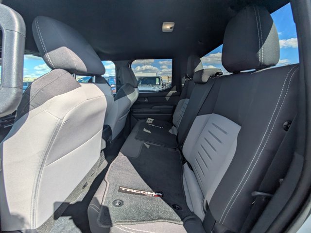 Used 2024 Toyota Tacoma TRD Sport image 12