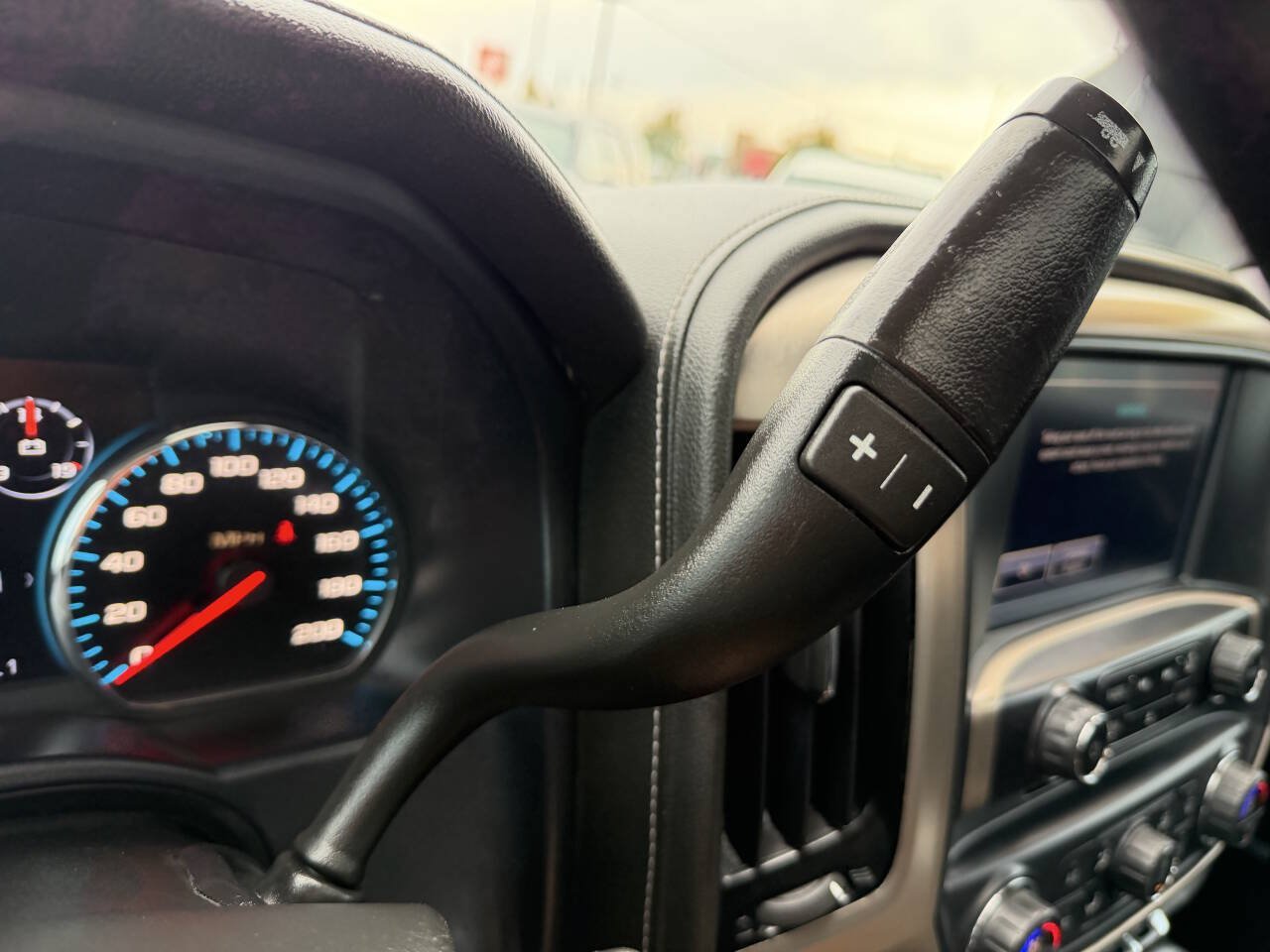 Used 2018 GMC Sierra 3500 Denali AWD/4WD image 21
