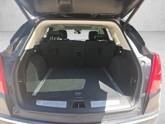 Used 2018 Cadillac XT5 Premium Luxury w/ Driver Assist Package AWD/4WD image 6