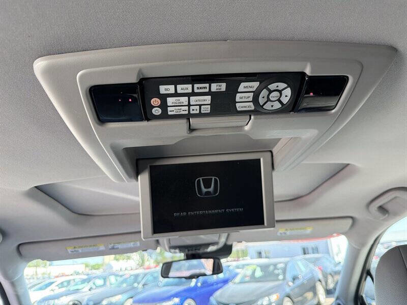 Used 2016 Honda Pilot Elite image 18
