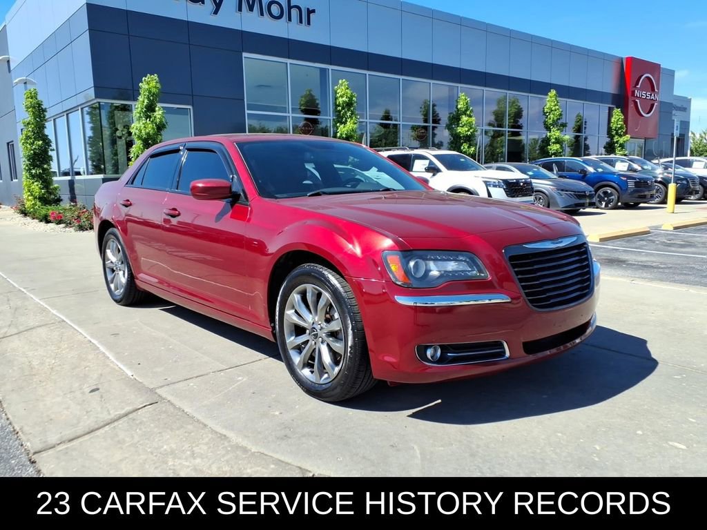 Used 2014 Chrysler 300 S AWD/4WD video 2