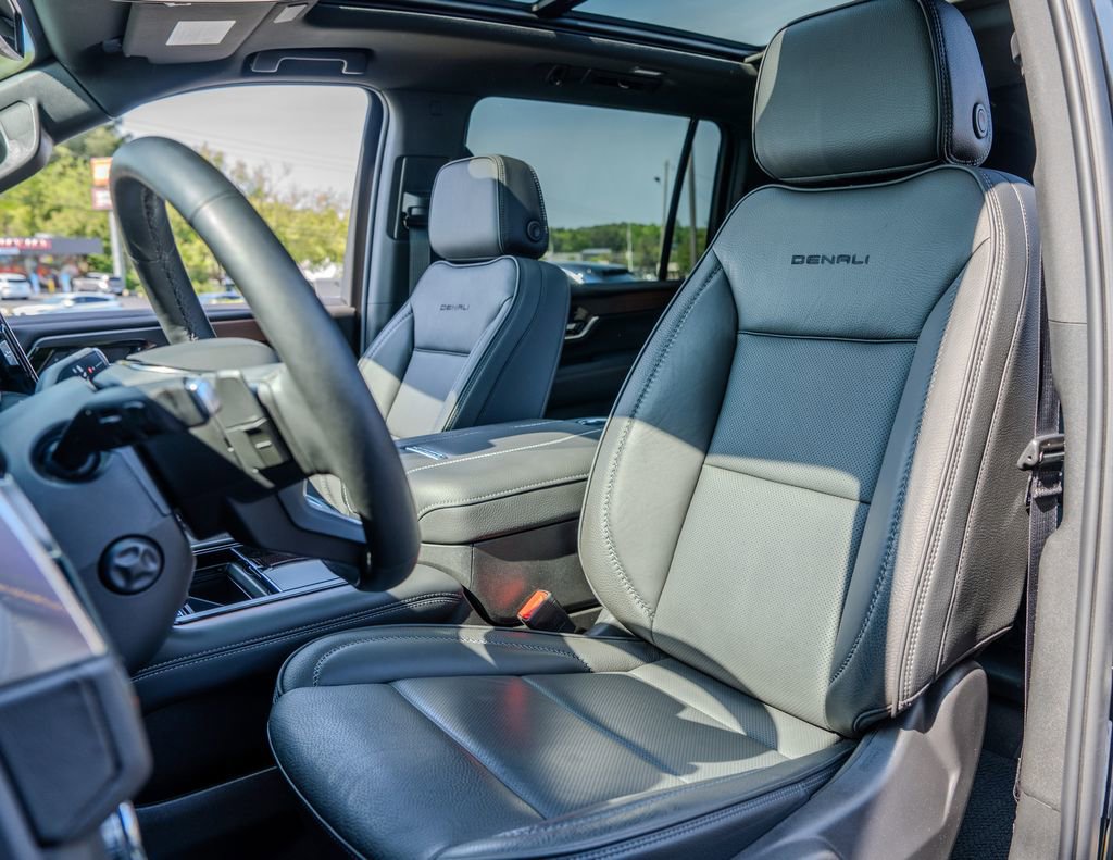 Used 2026 GMC Yukon XL Denali w/ Sun & Power Step Package image 20
