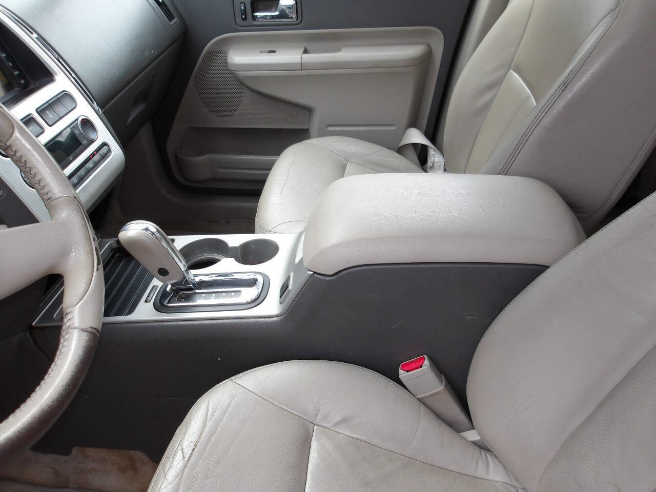 Used 2009 Ford Edge SEL image 20