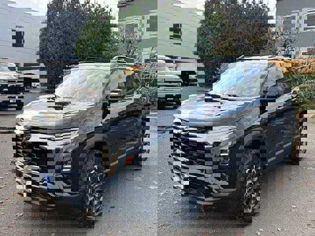 New 2026 Chevrolet Equinox ACTIV w/ Convenience Package III image 3