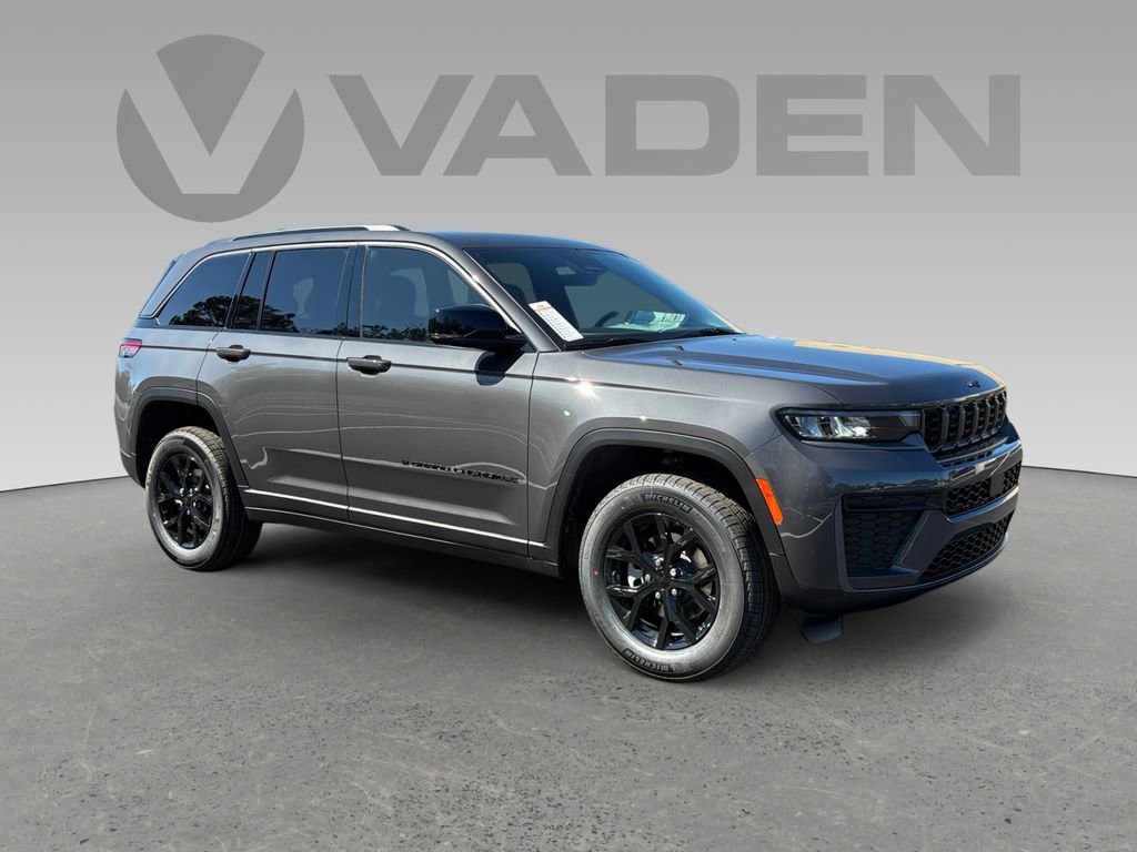 New 2026 Jeep Grand Cherokee Altitude image 1