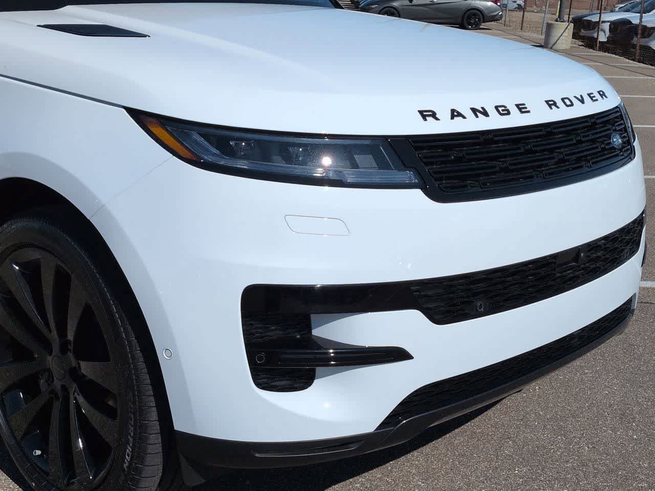 New 2026 Land Rover Range Rover Sport SE AWD/4WD image 10