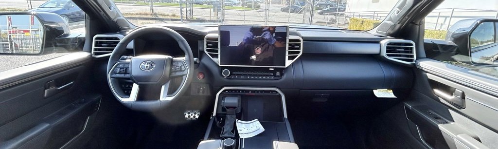 New 2026 Toyota Tundra Limited image 18