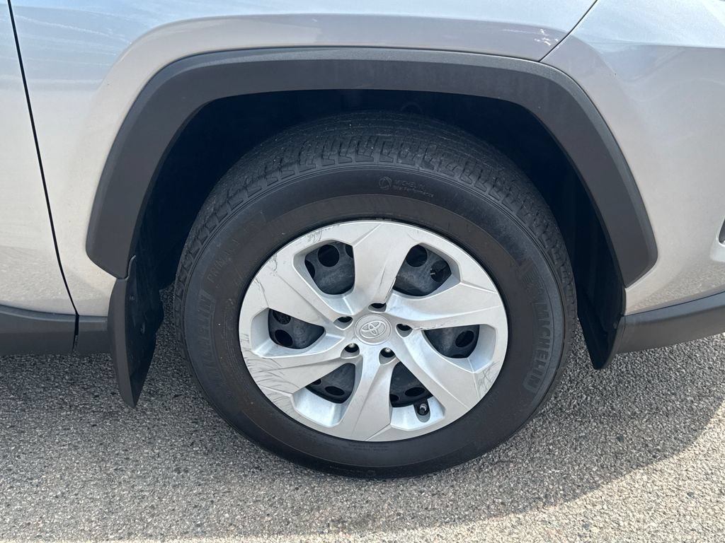 Used 2019 Toyota RAV4 LE w/ All Weather Liner Package AWD/4WD image 40