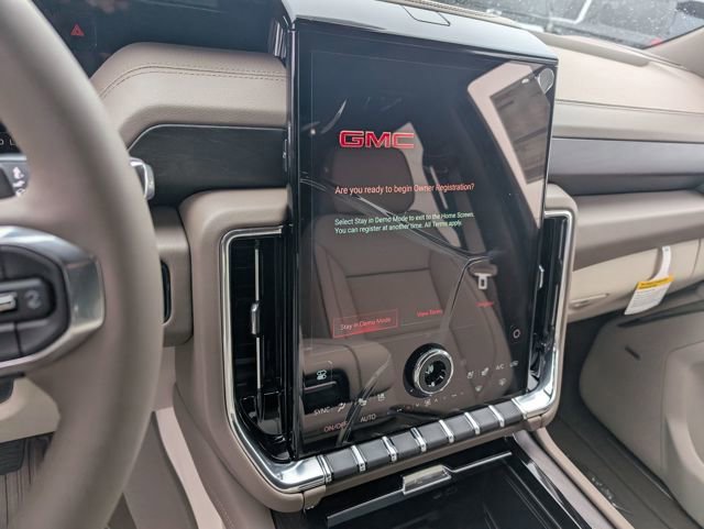New 2026 GMC Yukon XL Denali w/ Denali Reserve Package image 19