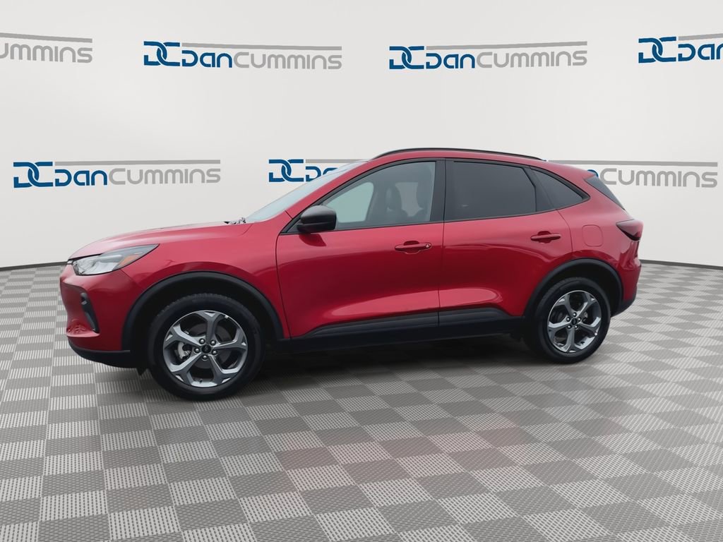 Used 2025 Ford Escape ST-Line AWD/4WD image 5