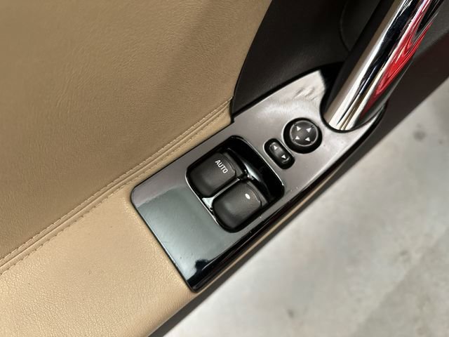 Used 2007 Saturn Sky w/ Premium Trim Pkg RWD image 17