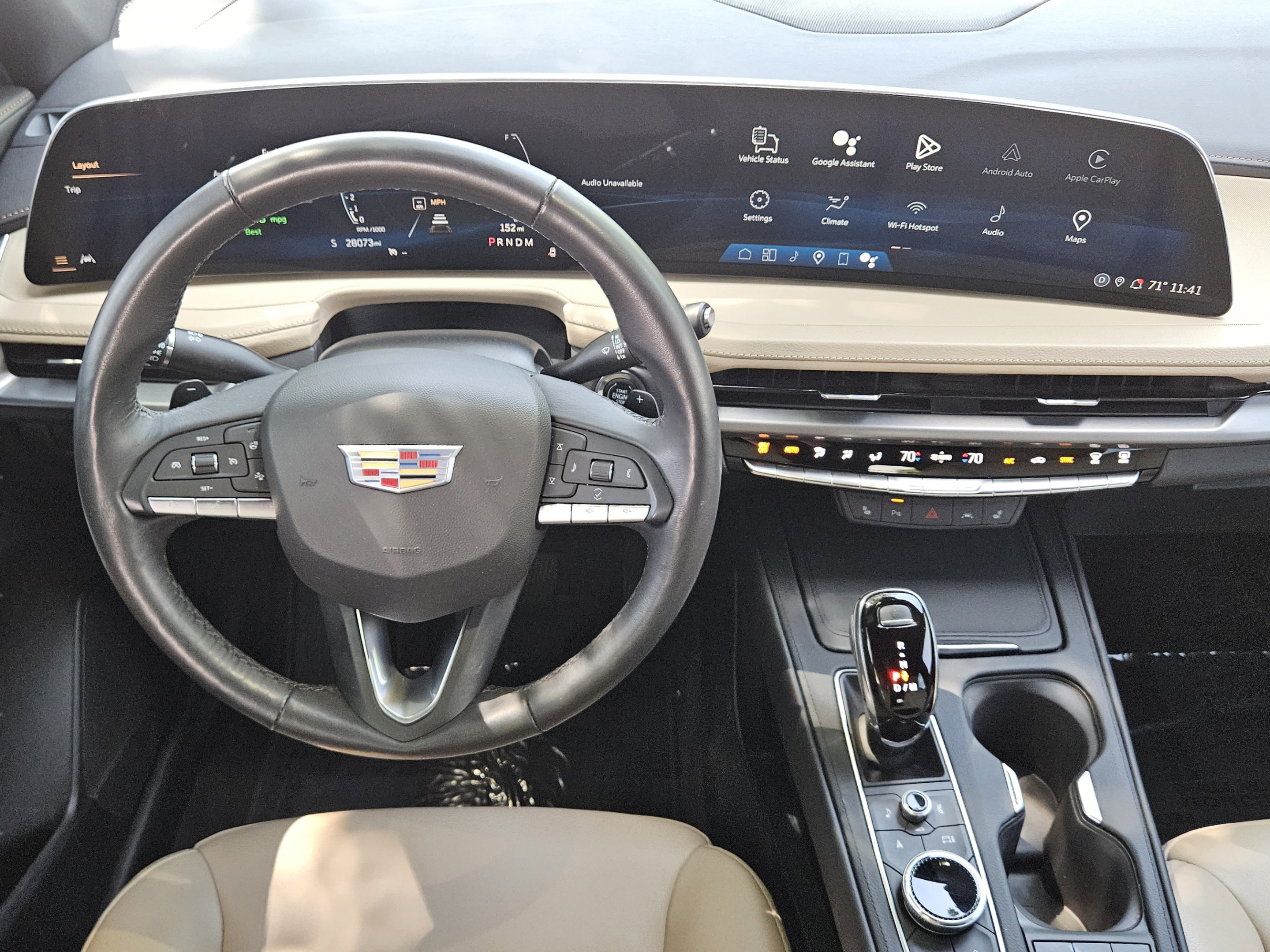 Used 2024 Cadillac XT4 Luxury w/ Cold Weather Package FWD image 19
