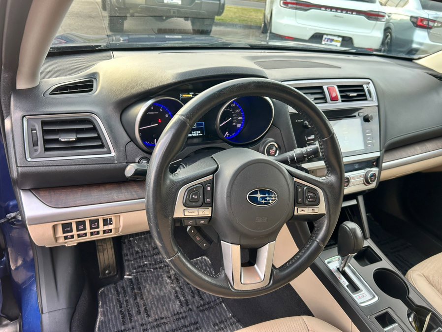 Used 2016 Subaru Outback 3.6R Limited AWD/4WD image 16