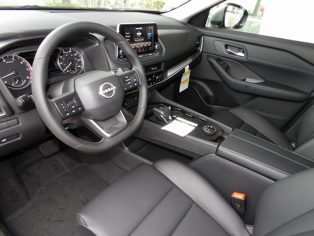New 2026 Nissan Rogue SV image 13