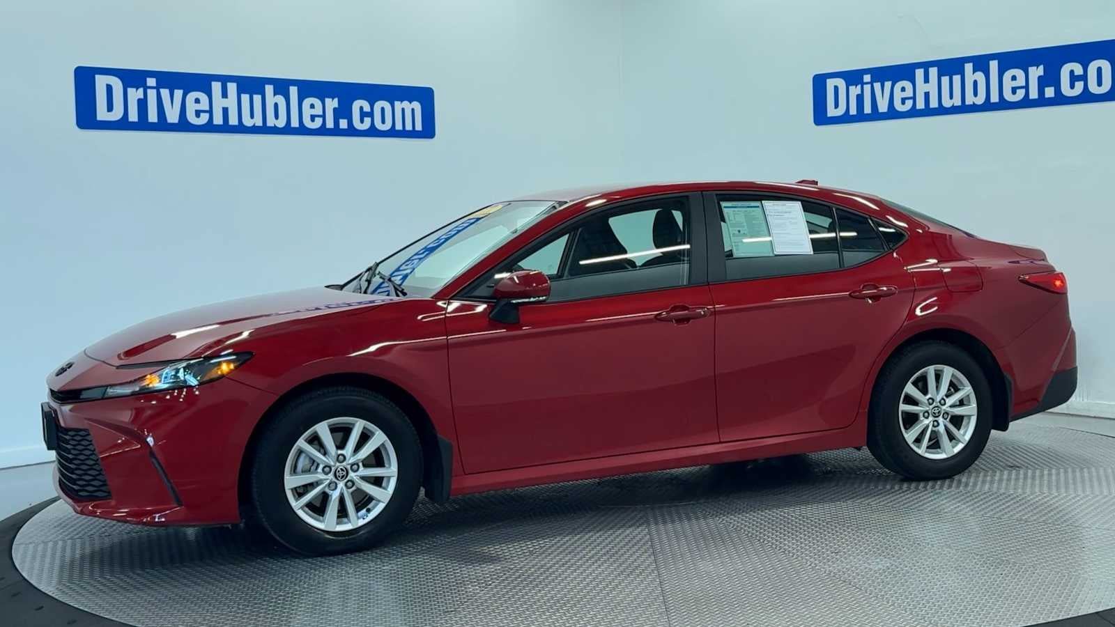 Used 2025 Toyota Camry LE w/ Convenience Package AWD/4WD image 4