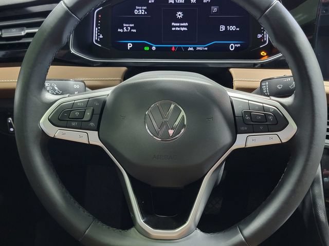 Used 2025 Volkswagen Jetta SEL FWD image 26