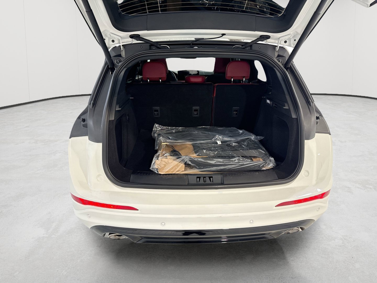 New 2026 Lincoln Corsair Reserve FWD image 28