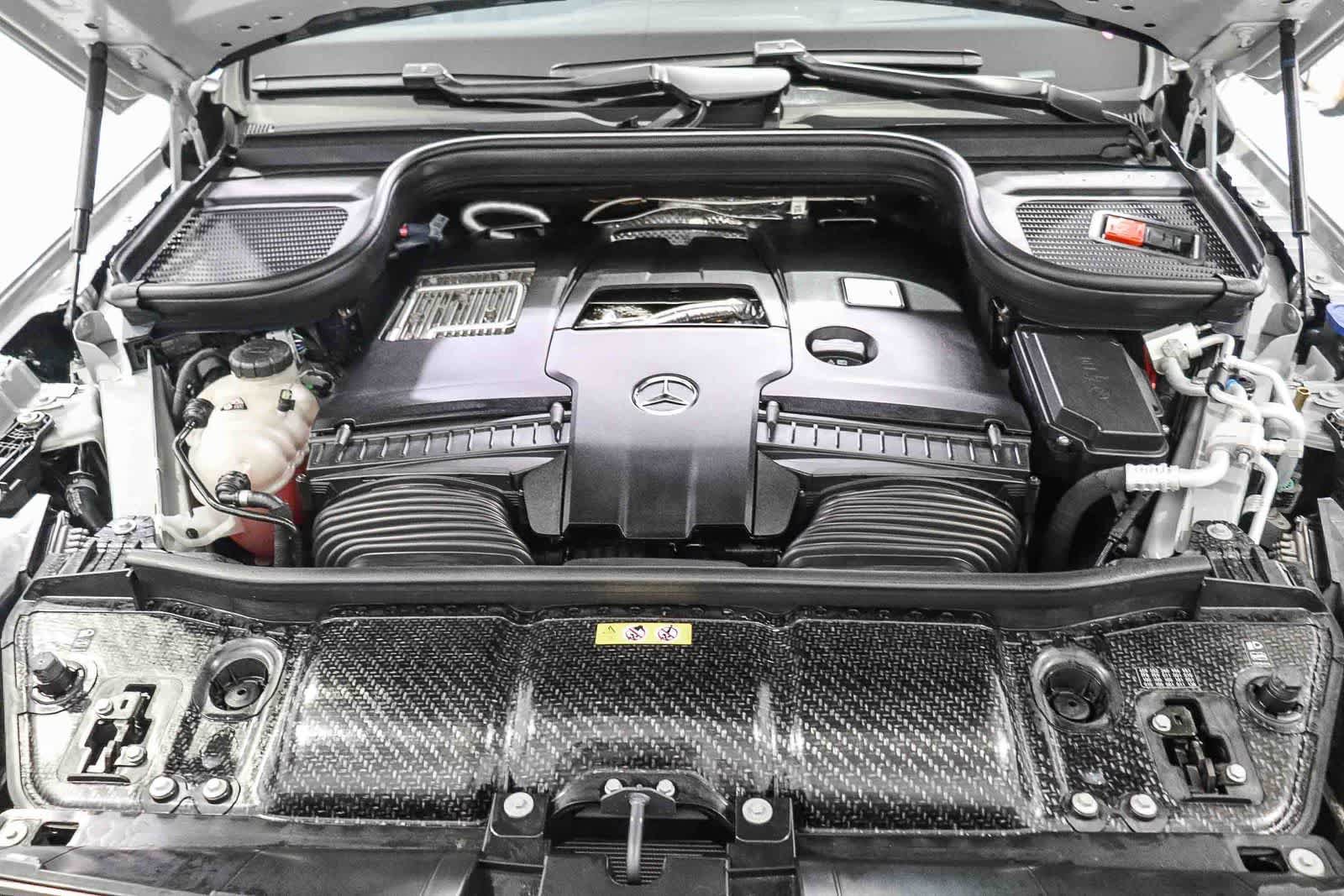 Used 2024 Mercedes-Benz GLS 580 4MATIC image 29