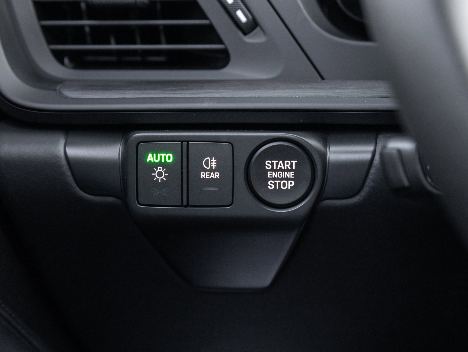 Certified 2026 Porsche 911 Carrera GTS w/ Premium Package image 17