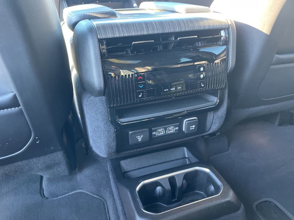 New 2024 Jeep Wagoneer L Series III w/ Premium Group I image 31