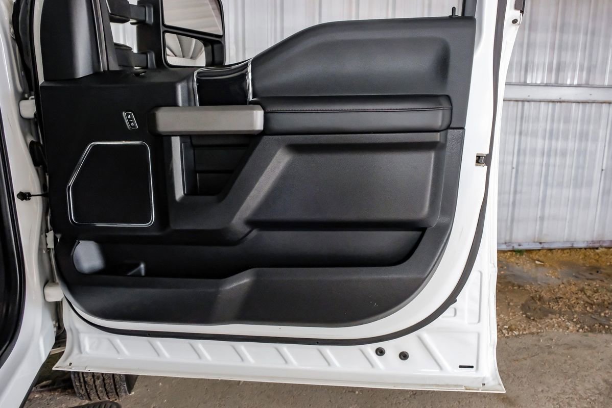 Used 2021 Ford F450 Platinum w/ FX4 Off-Road Package image 45