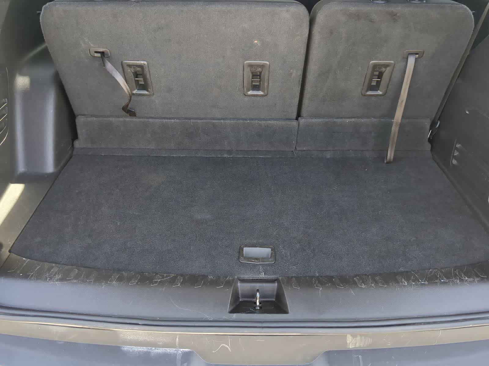 Used 2018 Chevrolet Traverse LT w/ LPO, Floor Liner Package AWD/4WD image 32