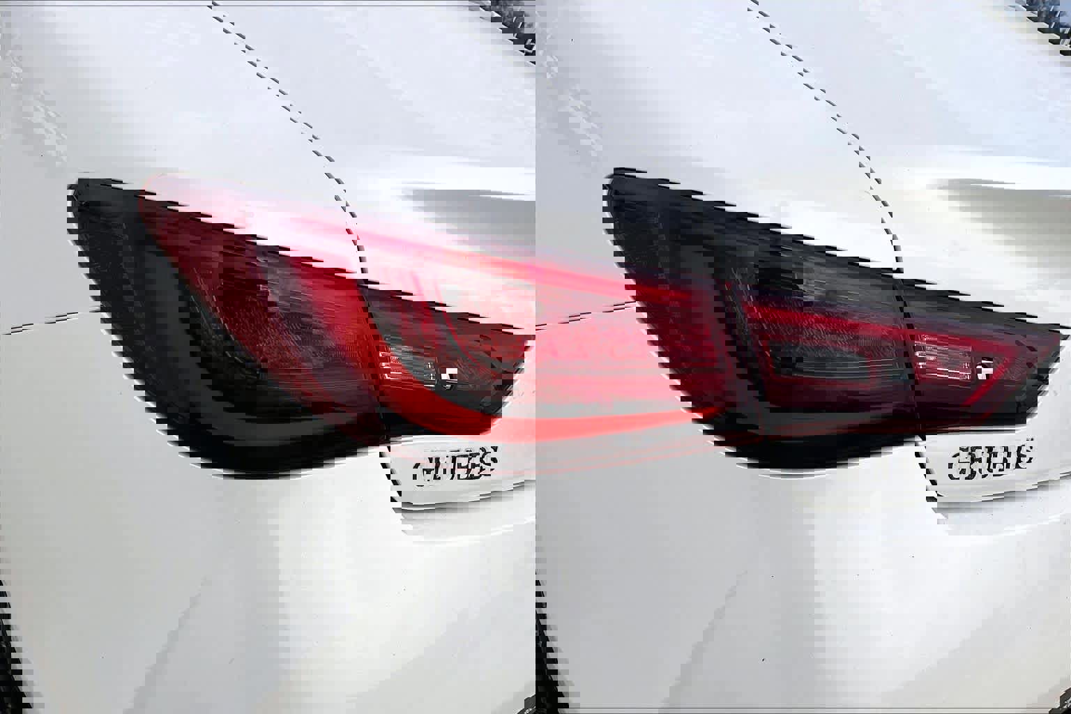 Used 2017 INFINITI Q60 w/ Cargo Package image 25