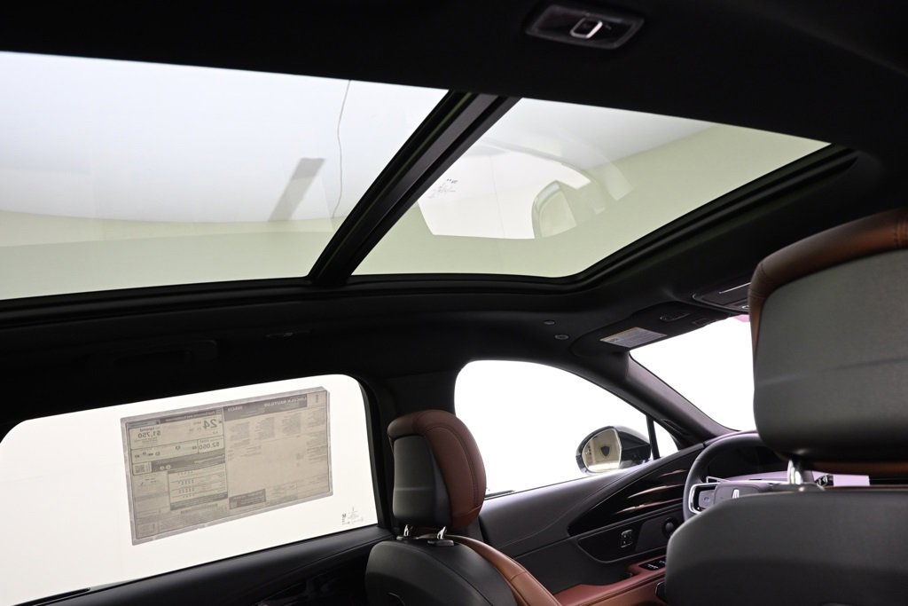 New 2026 Lincoln Nautilus Reserve image 17