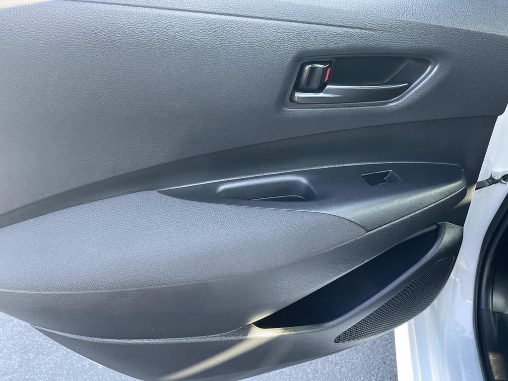 Used 2024 Toyota Corolla LE FWD image 13