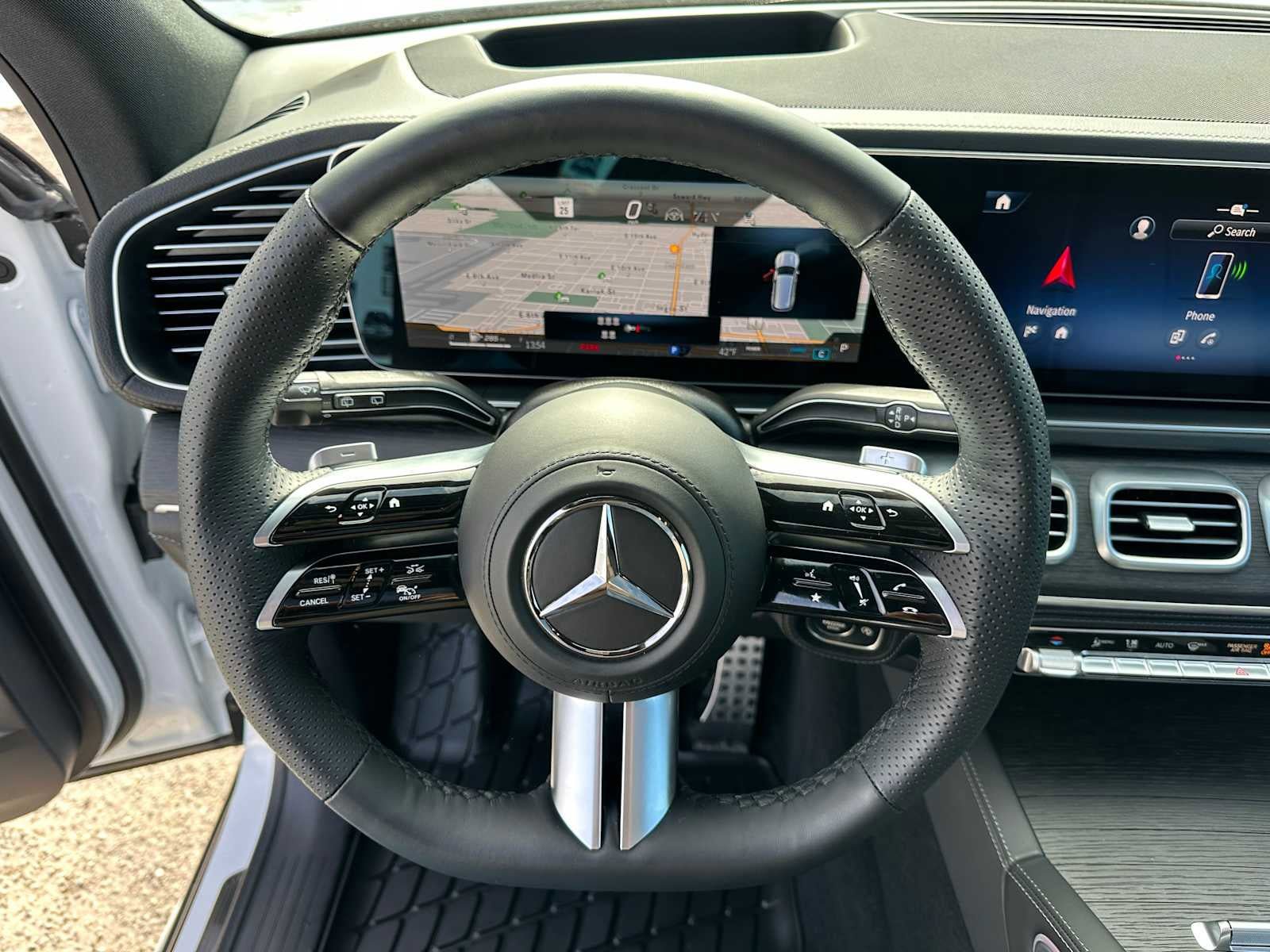 Used 2026 Mercedes-Benz GLS 580 4MATIC image 26