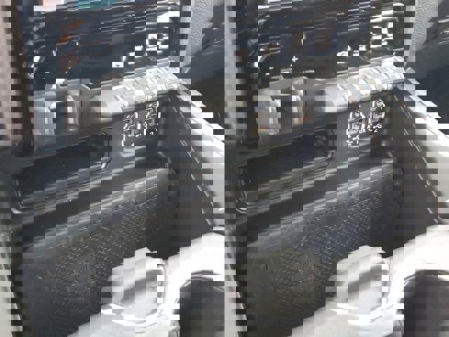 Certified 2022 RAM 3500 Laramie image 27