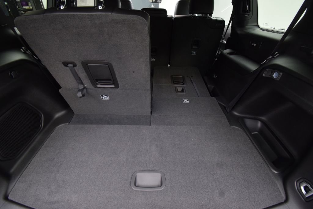 New 2026 Jeep Grand Cherokee L Limited w/ Limited Altitude Package image 32