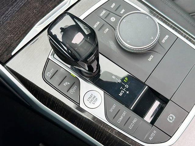 Used 2021 BMW 330i xDrive Sedan w/ Convenience Package image 19