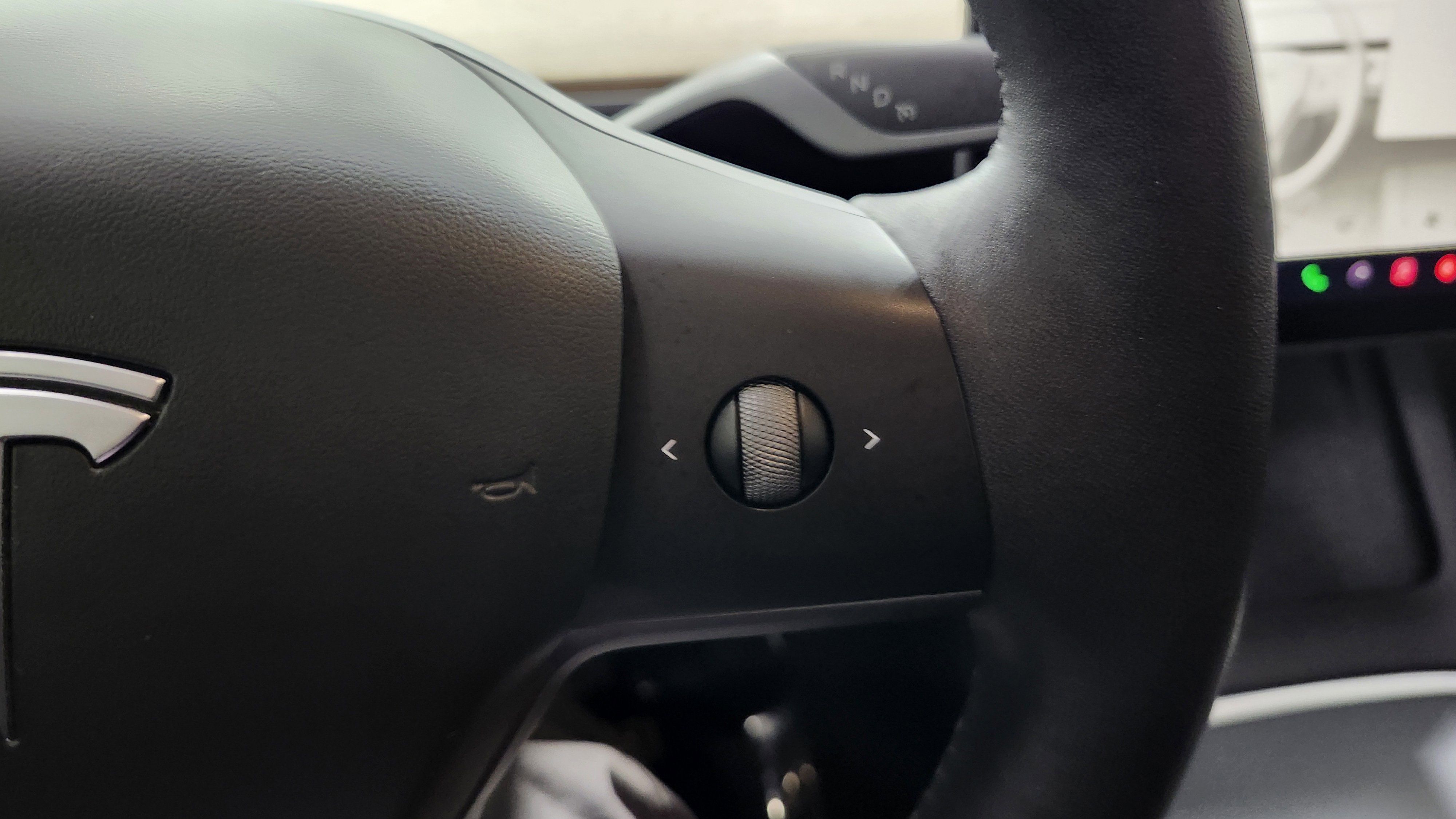 Used 2024 Tesla Model Y Long Range image 35