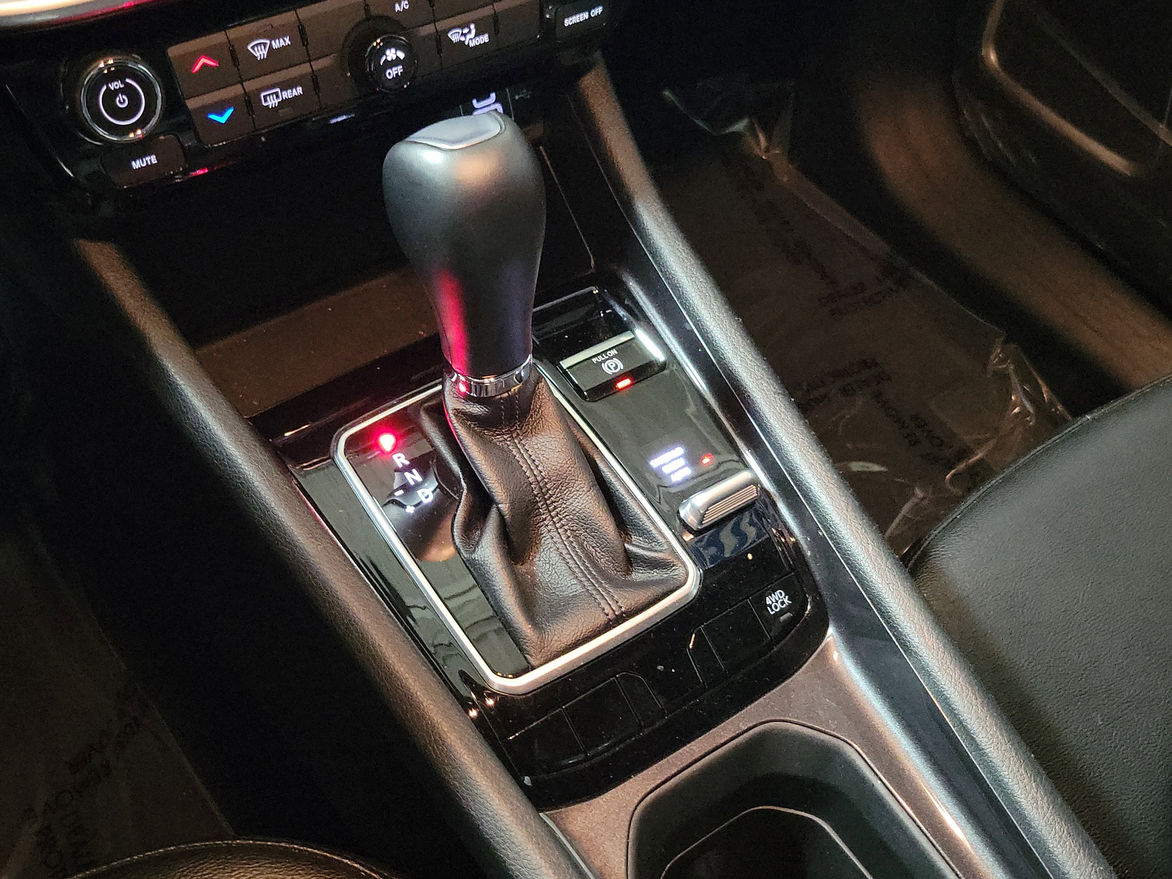 Used 2025 Jeep Compass Latitude image 37