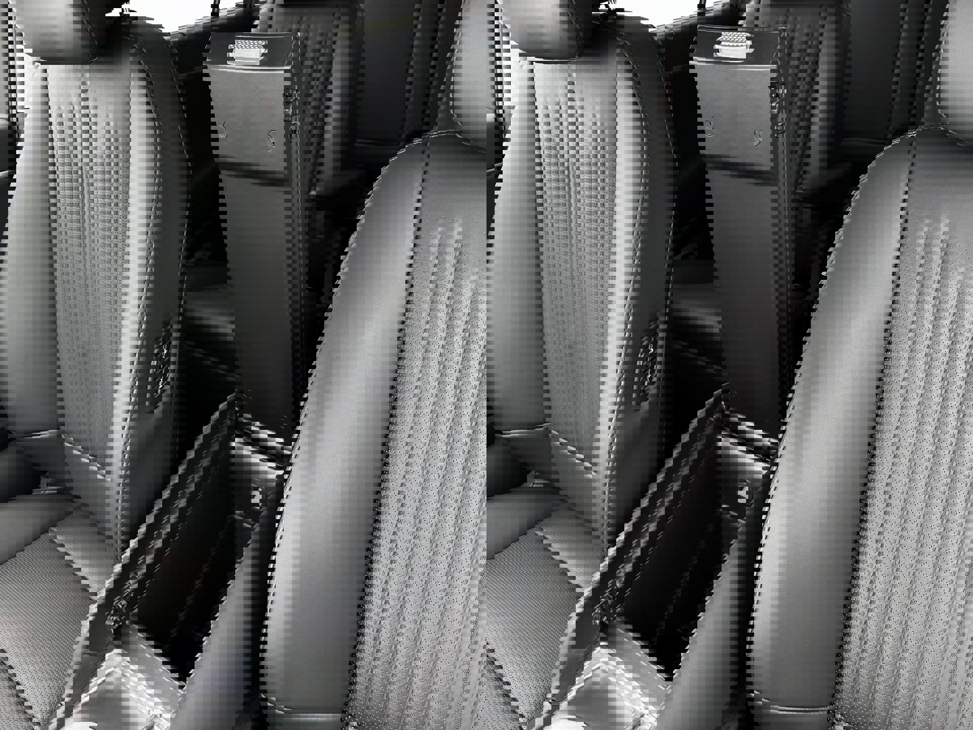 New 2026 Hyundai Ioniq 9 Calligraphy image 18