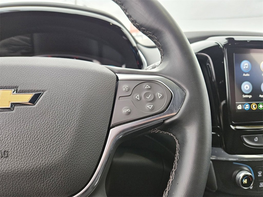 Used 2023 Chevrolet Traverse LT image 29