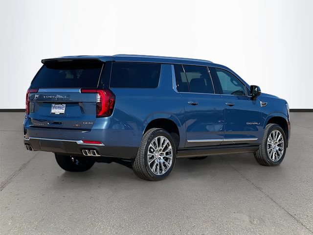 New 2026 GMC Yukon XL Denali w/ Sun & Power Step Package AWD/4WD image 4